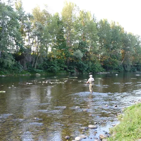 Flower Les Mijeannes אתר קמפינג Rieux-de-Pelleport