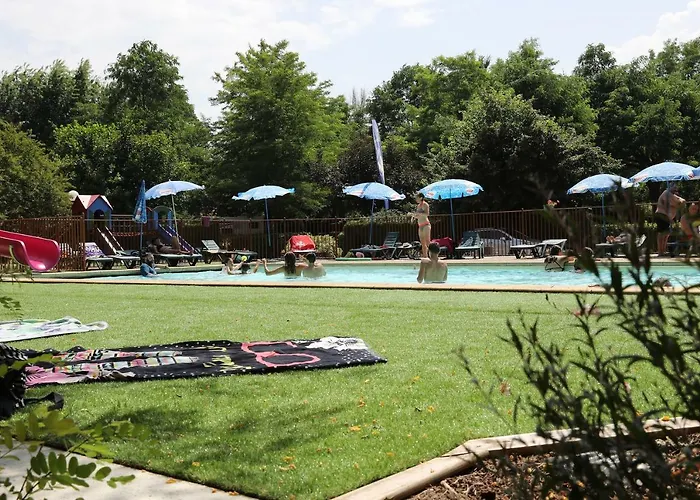 Flower Les Mijeannes 3* Rieux-de-Pelleport