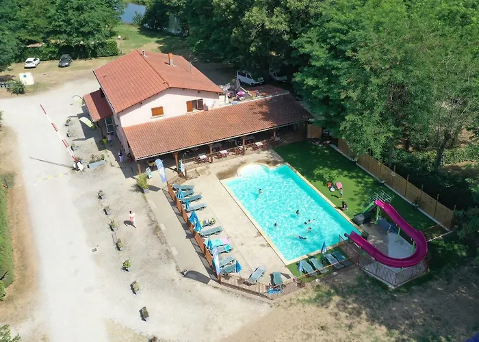 Flower Les Mijeannes אתר קמפינג