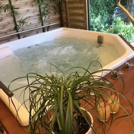 Кемпинг Flower Les Mijeannes