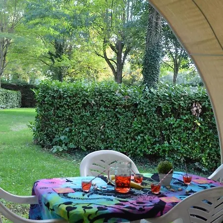 Кемпинг Flower Les Mijeannes 3*