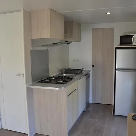 Кемпинг Flower Les Mijeannes 3*