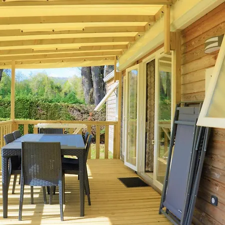 Кемпинг Flower Les Mijeannes 3*