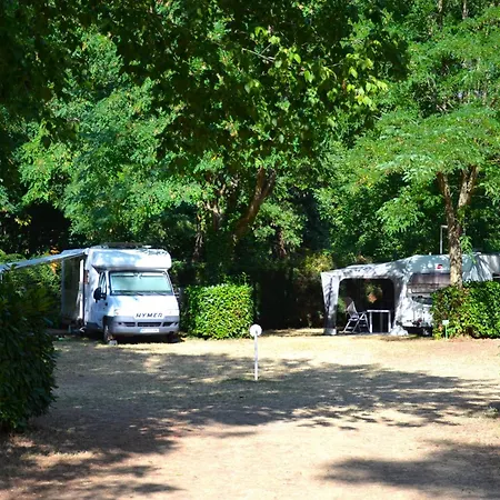 Flower Les Mijeannes Кемпинг